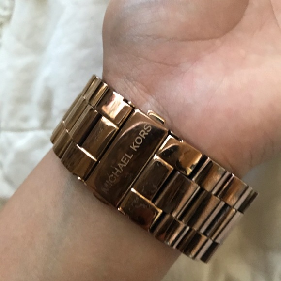 Michael kors watch - Picture 4 of 5